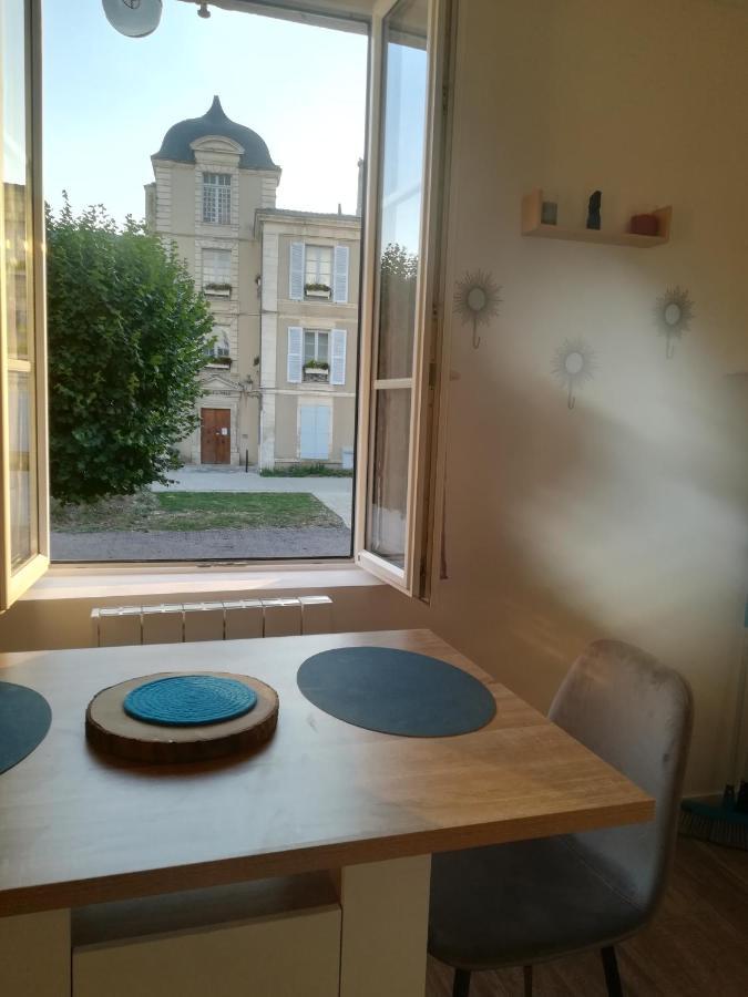 Appartement Calme Saint-Maixent-l'Ecole Exterior photo